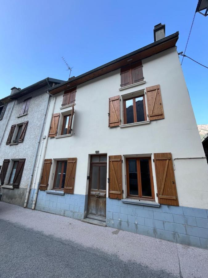 Townhouse The Granary Bourg D'Oisans Villa Le Bourg-d'Oisans Exterior photo